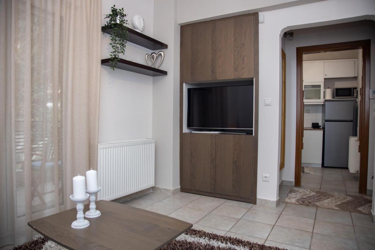 Fobillo Apartment At Charilaou Thessaloniki Exterior photo